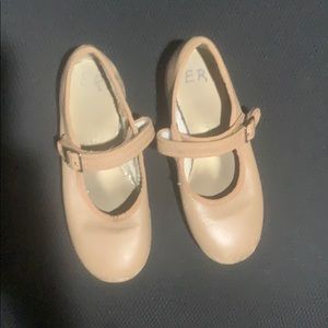 Girls 12m capezio tap shoes